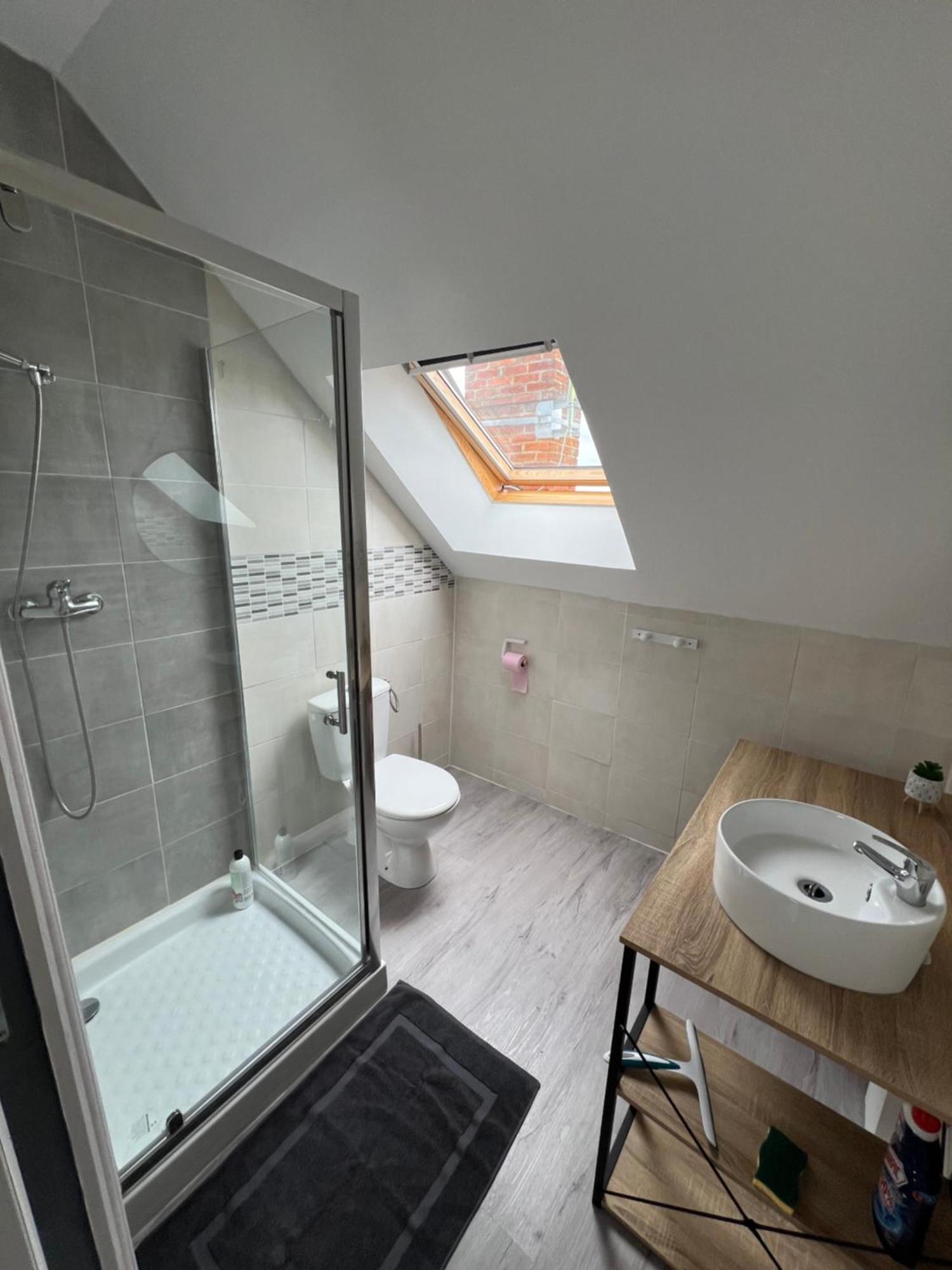 Appartement Avec Cours Saint-Brisson-sur-Loire Exterior photo